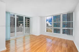 1111 Brickell Bay Dr, Miami, FL 33131 - Photo 5