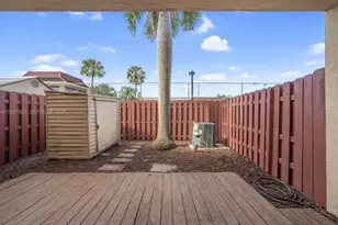 6557 SW 41st Ct, Davie, FL 33314 - Photo 3