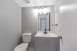 6557 SW 41st Ct, Davie, FL 33314 - Photo 11