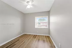 6557 SW 41st Ct, Davie, FL 33314 - Photo 17