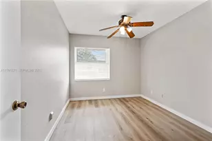 6557 SW 41st Ct, Davie, FL 33314 - Photo 15