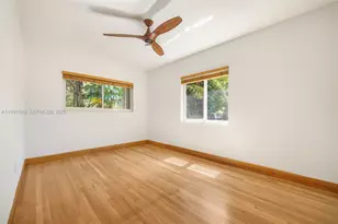 2431 Overbrook St, Miami, FL 33133 - Photo 9