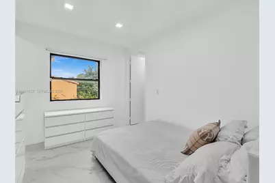 3010 Alton Rd, Miami Beach, FL 33140 - Photo 35