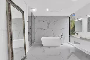 3010 Alton Rd, Miami Beach, FL 33140 - Photo 29