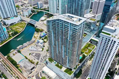 88 SW 7th St #904, Miami, FL 33130 - Photo 3