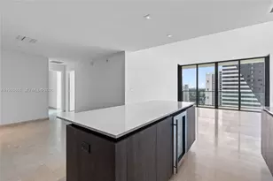 88 SW 7th St, Miami, FL 33130 - Photo 7