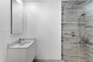 10203 Collins Ave, Bal Harbour, FL 33154 - Photo 17
