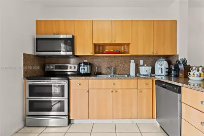 317 E 3rd St #201, Hialeah, FL 33010 - Photo 7