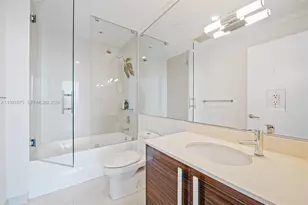 2020 N Bayshore Dr, Miami, FL 33137 - Photo 35