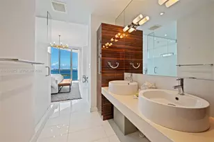 2020 N Bayshore Dr, Miami, FL 33137 - Photo 13