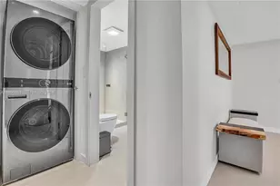 16485 Collins Ave, Sunny Isles Beach, FL 33160 - Photo 25