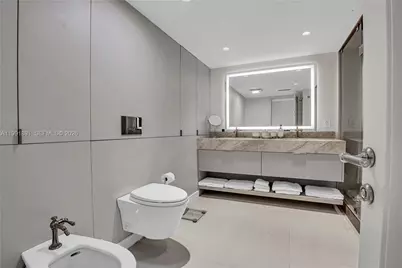 16485 Collins Ave #431, Sunny Isles Beach, FL 33160 - Photo 35