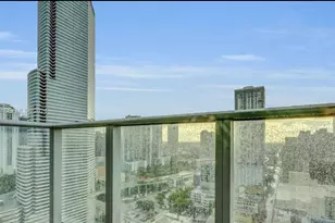 151 SE 1st St, Miami, FL 33131 - Photo 35