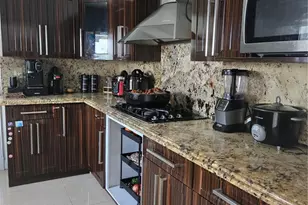 234 E 44th St, Hialeah, FL 33013 - Photo 5