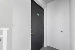 9615 NW 1st Ct, Pembroke Pines, FL 33024 - Photo 25