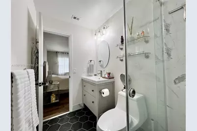 10019 Winding Lake Rd #202, Sunrise, FL 33351 - Photo 17