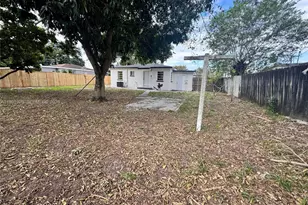 10521 NW 35th Ct, Miami, FL 33147 - Photo 19