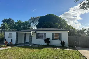 10521 NW 35th Ct, Miami, FL 33147 - Photo 1