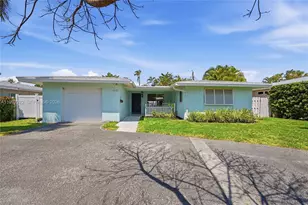2725 SE 2nd Ct, Pompano Beach, FL 33062 - Photo 3