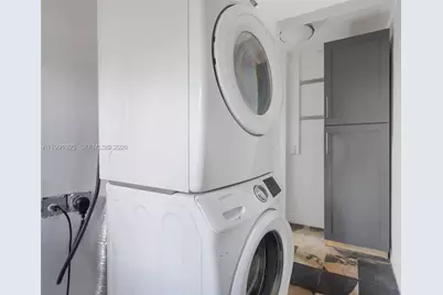 438 Mendoza Ave, Coral Gables, FL 33134 - Photo 21