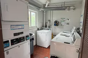 7251 SW 82nd St, Miami, FL 33143 - Photo 15