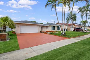 9131 N Lake Miramar Cir, Miramar, FL 33025 - Photo 45