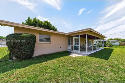 7241 NW 10th Pl, Plantation, FL 33313 - Photo 29