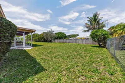 7241 NW 10th Pl, Plantation, FL 33313 - Photo 25