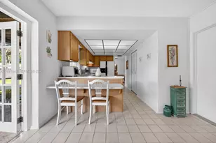 7241 NW 10th Pl, Plantation, FL 33313 - Photo 15