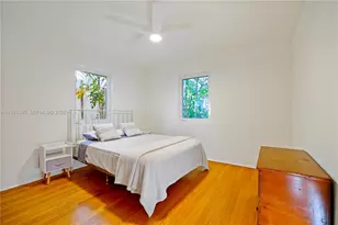 720 NE 75th St, Miami, FL 33138 - Photo 11