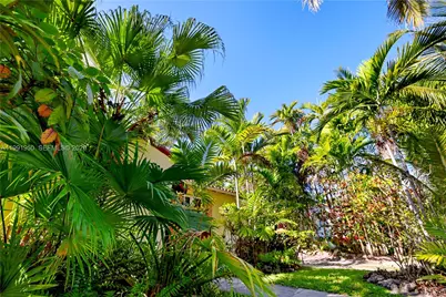 720 NE 75th St, Miami, FL 33138 - Photo 35