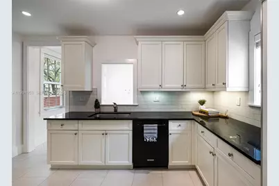 550 Loretto Ave #16, Coral Gables, FL 33146 - Photo 17