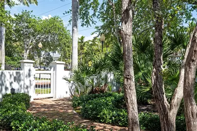 550 Loretto Ave #16, Coral Gables, FL 33146 - Photo 41
