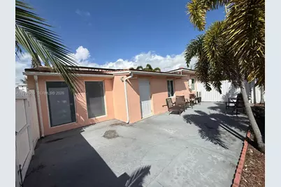 625 E 8th Ln, Hialeah, FL 33010 - Photo 25