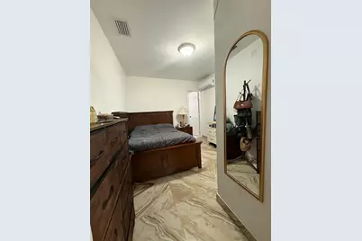 625 E 8th Ln, Hialeah, FL 33010 - Photo 25