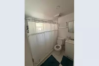 625 E 8th Ln, Hialeah, FL 33010 - Photo 27