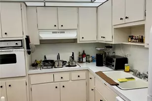 400 Kings Point Dr, Sunny Isles Beach, FL 33160 - Photo 13