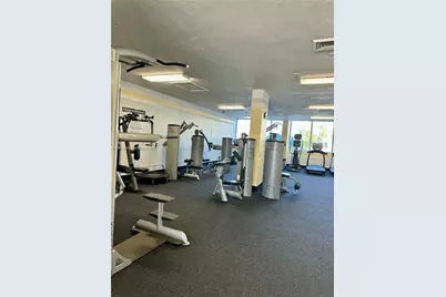 400 Kings Point Dr #609, Sunny Isles Beach, FL 33160 - Photo 25