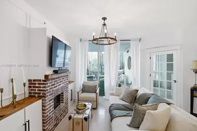 350 S Miami Ave #1205, Miami, FL 33130 - Photo 7