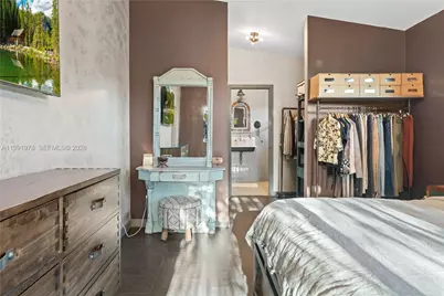 4315 SW 97th Ct, Miami, FL 33165 - Photo 9