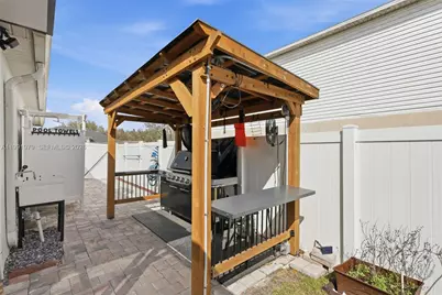 3661 Wellington Ln, Other City - In The State Of Florida, FL 33830 - Photo 5