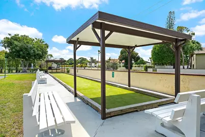 301 Pine Ridge Cir #C-1, Greenacres, FL 33463 - Photo 23