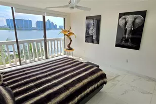 17900 N Bay Rd, Sunny Isles Beach, FL 33160 - Photo 21