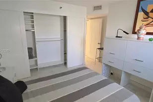 17900 N Bay Rd, Sunny Isles Beach, FL 33160 - Photo 27