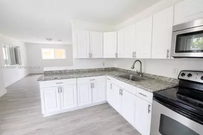 2840 NW 8th St #0, Fort Lauderdale, FL 33311 - Photo 5