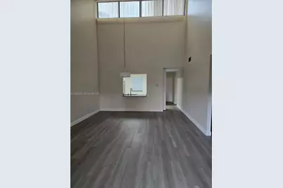 302 Lakeview Dr #E, Royal Palm Beach, FL 33411 - Photo 25