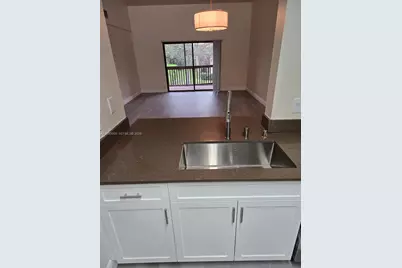 302 Lakeview Dr #E, Royal Palm Beach, FL 33411 - Photo 37