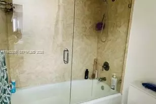 3731 N Country Club Dr, Aventura, FL 33180 - Photo 17