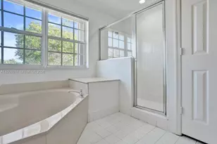 17026 NW 19th St, Pembroke Pines, FL 33028 - Photo 37