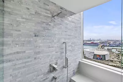 851 NE 1st Ave #3211, Miami, FL 33132 - Photo 13